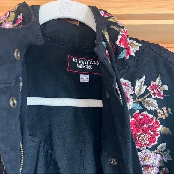 JOHNNY WAS EMBROIDERED CANVAS JACKET - Picture 2 of 4